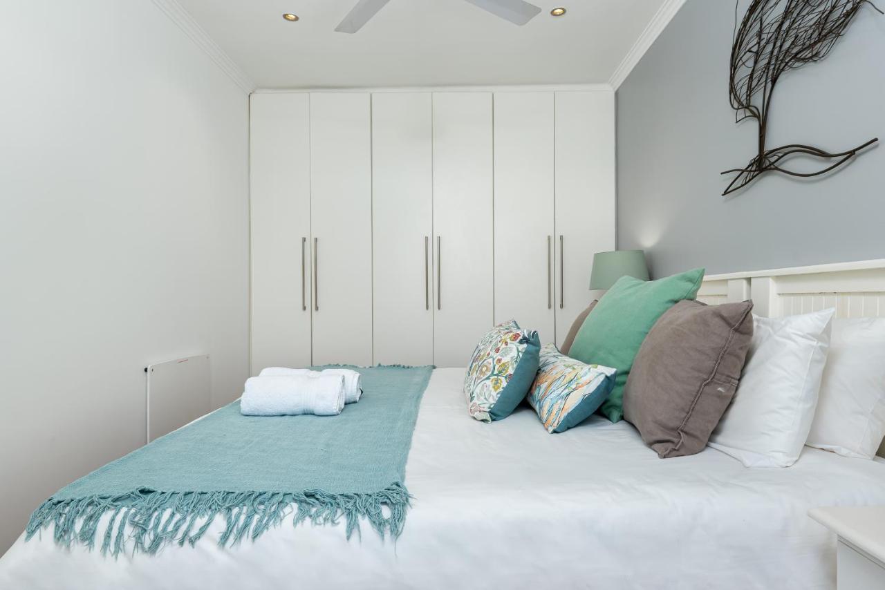 Vredenhof Apartments (Adults Only) ケープタウン エクステリア 写真